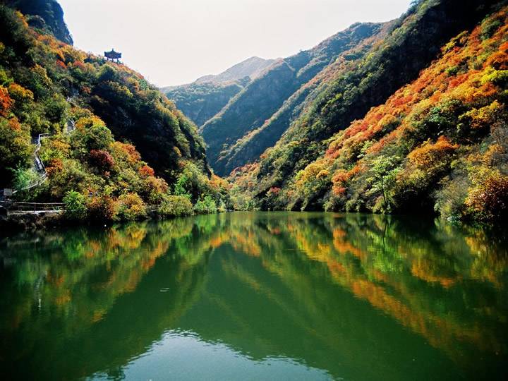 Shuanglong Gorge - Shuanglongxia Scenic Area(pic1)