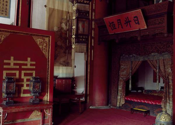 Palace of Earthly Tranquility (Kunning gong)(pic1)