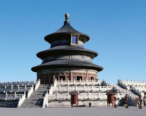 The Temple of Heaven was first constructed in the 18th year of Emperor Yongles reign (1420 AD) of Ming dynasty. (pic1)