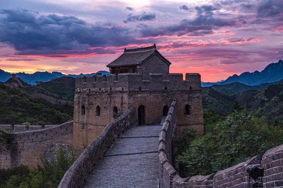 One - Day Tour Guide to Jinshanling Great Wall(pic1)