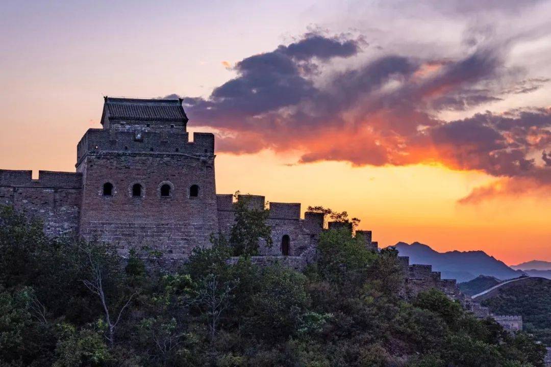 One - Day Tour Guide to Jinshanling Great Wall(pic2)