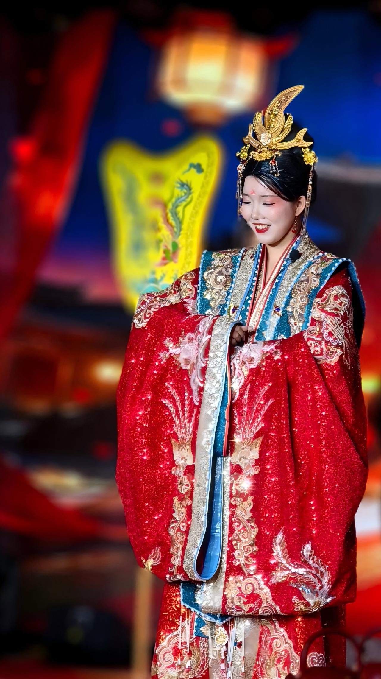 Beijing: Shengshi Gongyan (Yongle Grand Banquet) with Show, Hanfu Rental, and Yummy food(pic4)