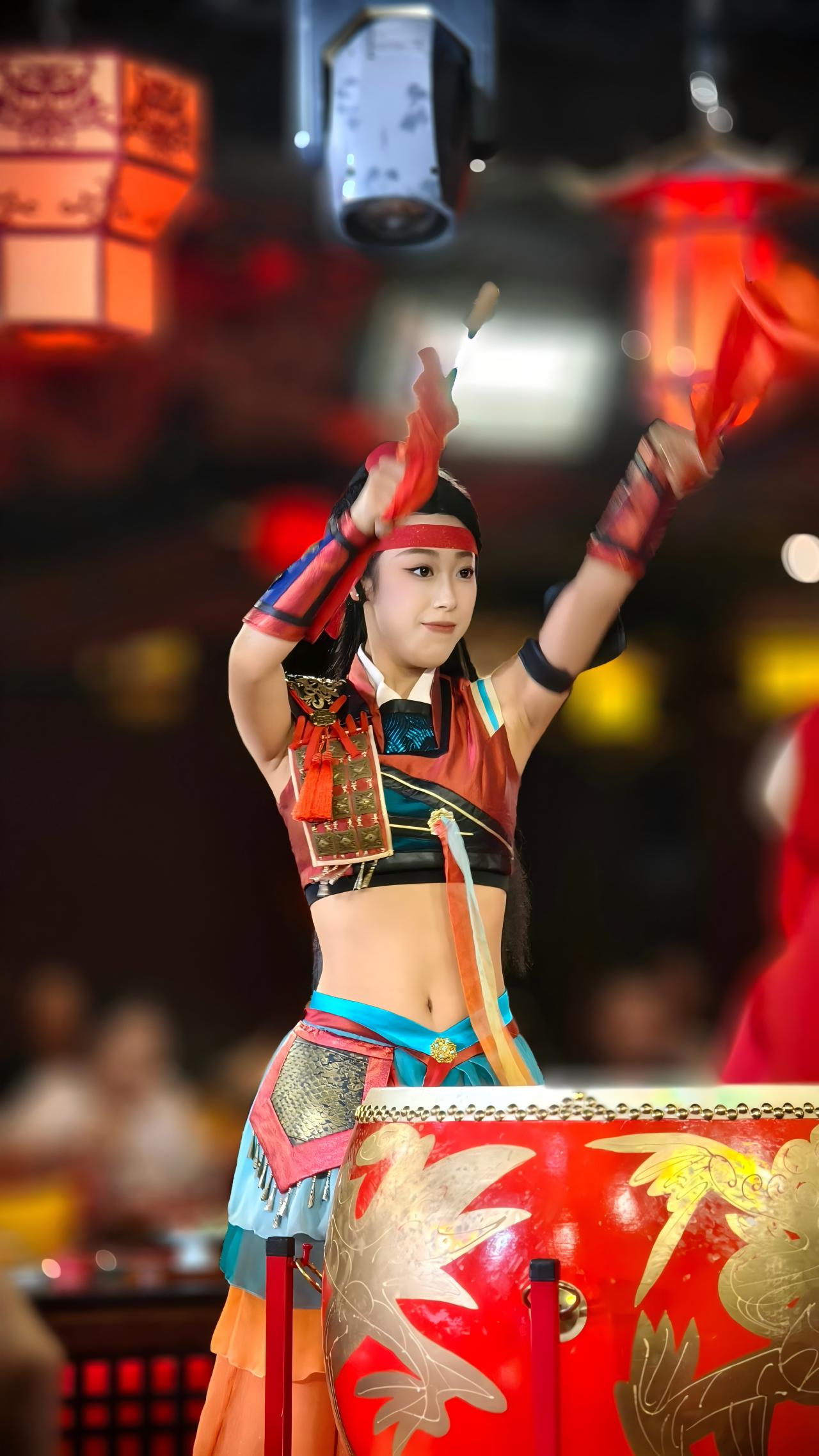 Beijing: Shengshi Gongyan (Yongle Grand Banquet) with Show, Hanfu Rental, and Yummy food(pic3)