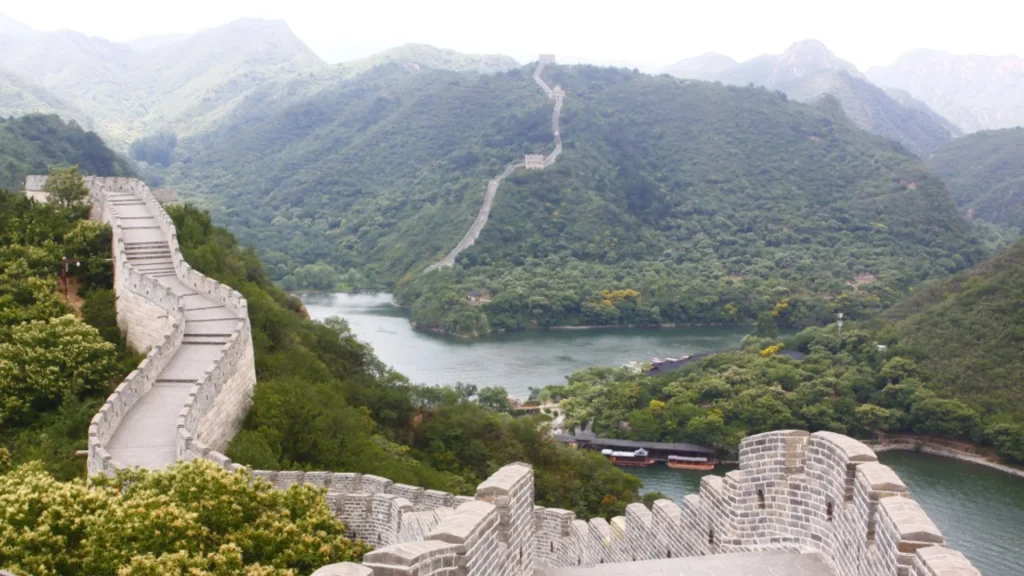 The Great Wall of China: History, Hidden Sections, and Smart Travel Tips(pic3)